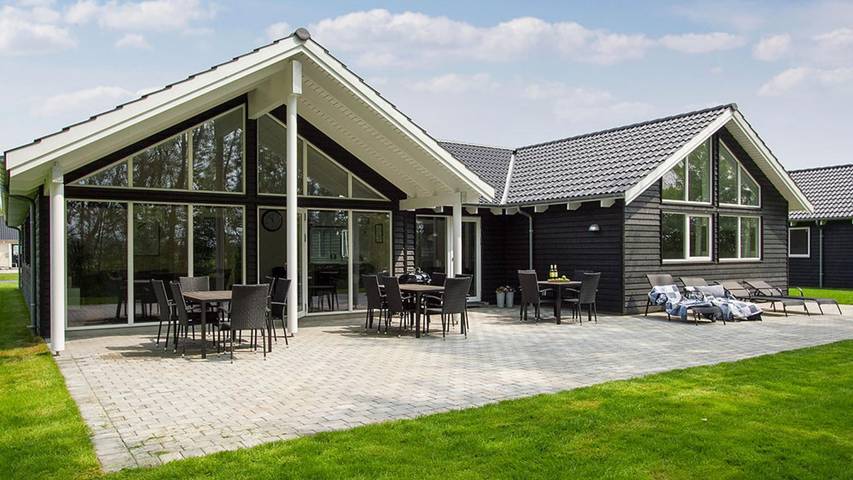 Ferienhaus für 16 Personen, mit Sauna, mit Haustier in Olpenitz