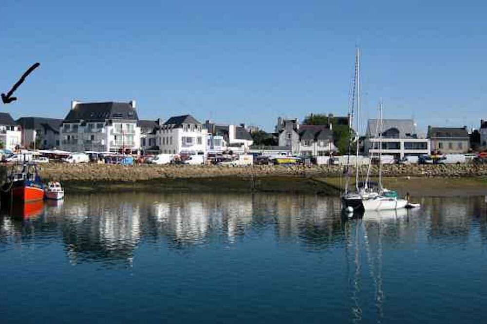 Ganze Wohnung, Pleasant recent 2-bedroom apartment on the port in Lesconil, Plobannalec-Lesconil
