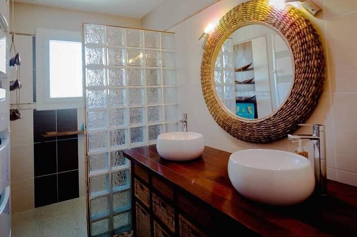 Location de vacances pour 6 personnes, avec terrasse et jardin à Saint-Martin-de-Crau - 4