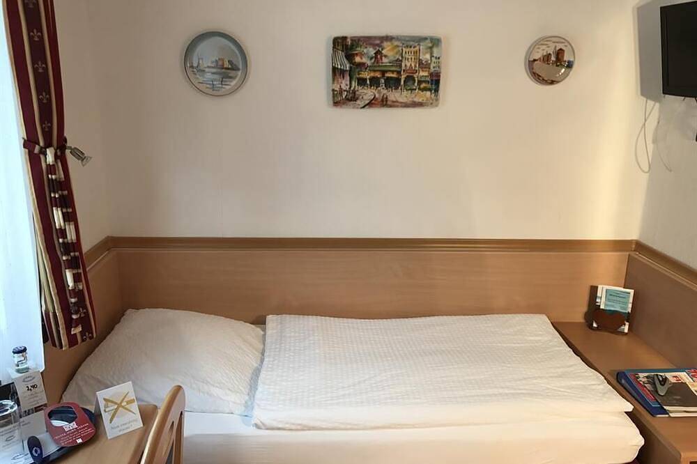 Eenpersoonskamer, douche of bad, Wc, 1 slaapkamer - Hotel Rheinlust in Boppard, Mittelrhein