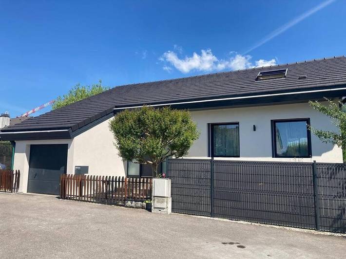 Location de vacances pour 5 personnes, avec Terrasse et Jardin ainsi que Piscine et Vue à Barby (Allemagne) - 3