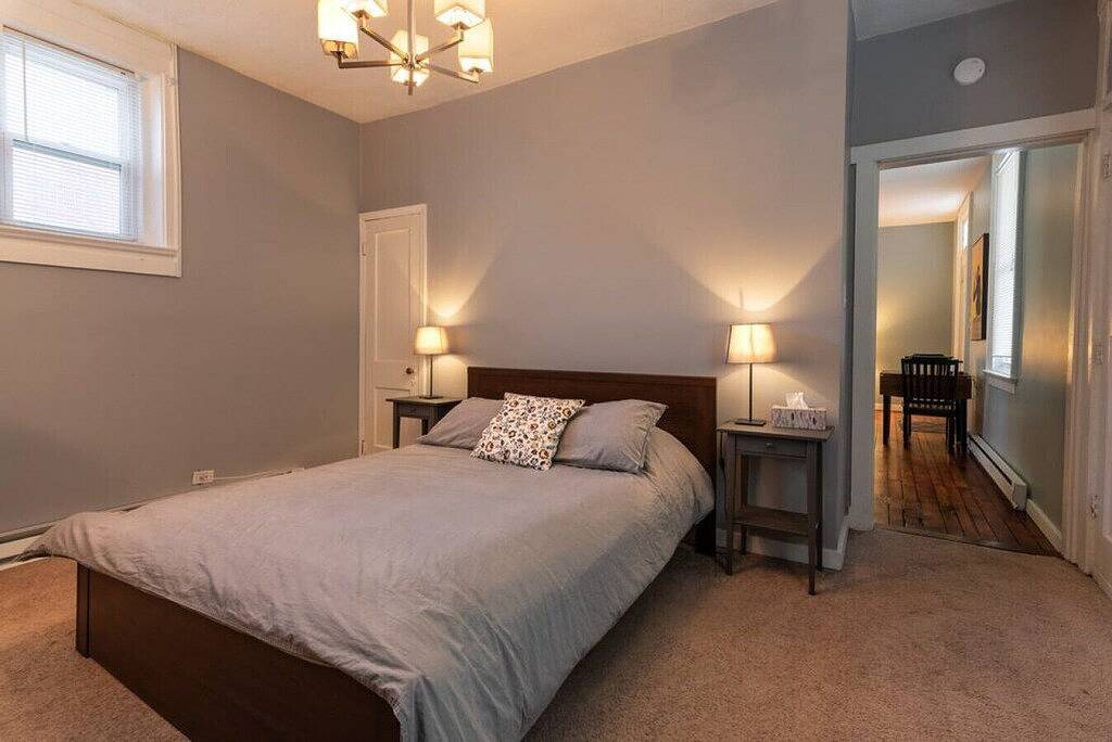 Ganze Wohnung, Cozy Apt in Walkable Area Downtown w/ Parking in Cincinnati, Hamilton County (OH)