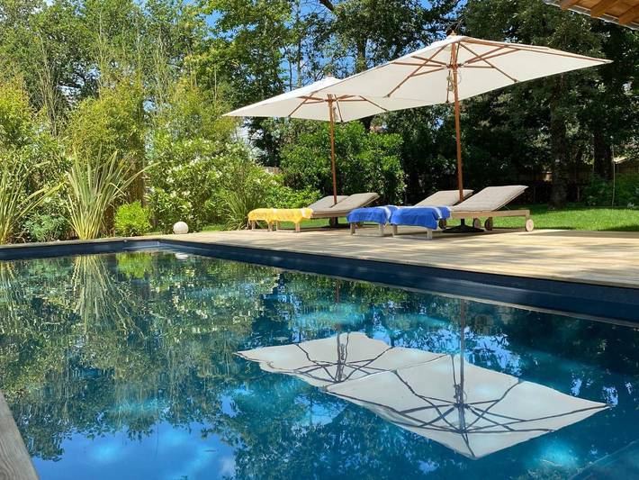 Location de vacances pour 2 personnes, avec terrasse ainsi que piscine et jardin à Belin-Béliet - 2