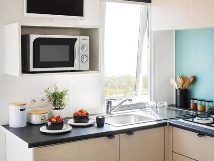 Camping Le Fun - Mobilheim 4 personen - Hawaii 21.70m², 2 Schlafzimmer, Klimaanlage+überdachte Terrasse 11m². Neu in Fitou, Mittelmeerküste (Frankreich)