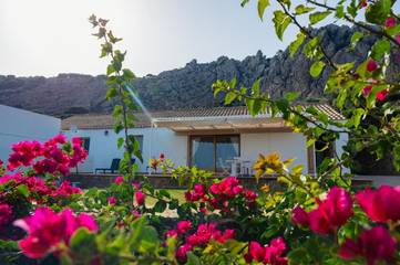 Casa rural para 6 personas, con terraza, Se admiten mascotas en Parque Natural del Estrecho