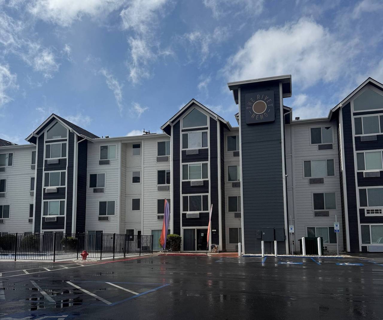 Monolocale intero, Vicino all'aeroporto, all'ospedale, 58» Tv Apt 151 in Reno, Nevada