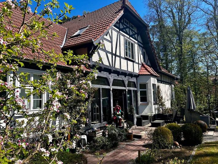 Ferienwohnung für 3 Personen, mit Terrasse und Garten in Stechlin