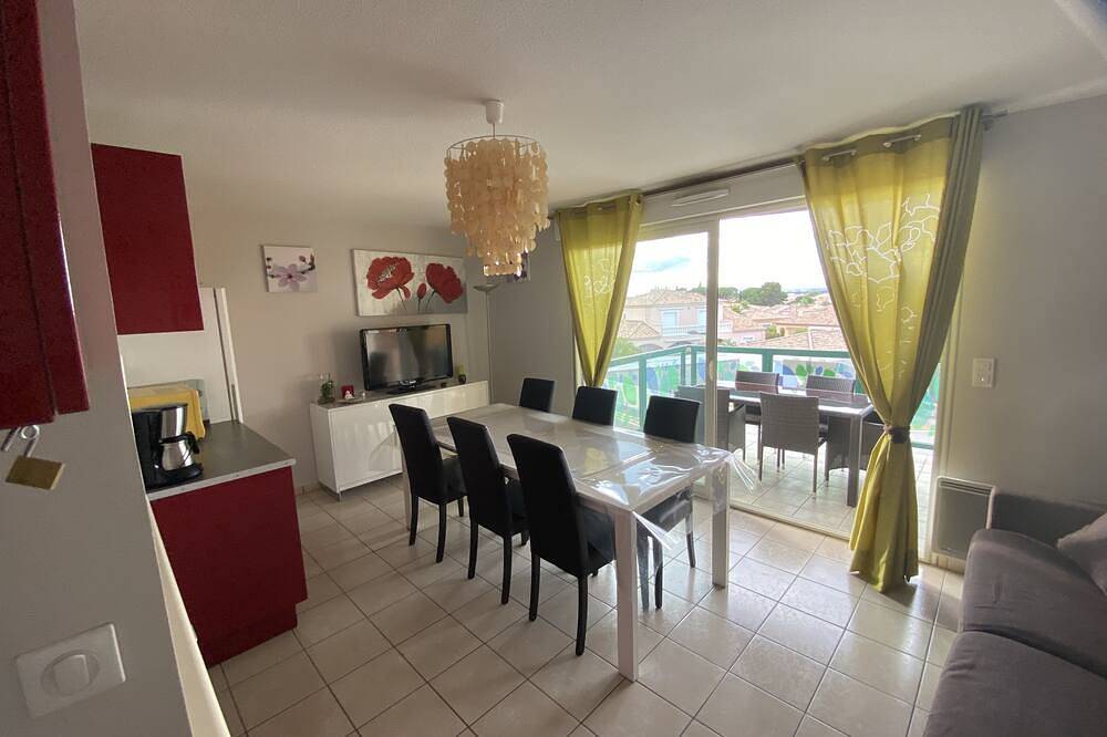Entire apartment, Valras - Serignan Rental Apartment 4 Pers. in Sérignan, Côte d'Améthyste