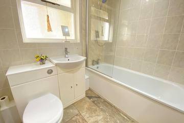 Cottage for 4 People in Solva, Pembrokeshire, Photo 3
