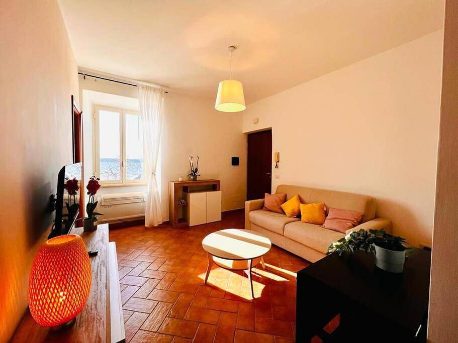 Appartamento intero, Principessa Iolanda, Vista lago, Panoramico, 4 posti letto in Anguillara Sabazia, Lago di Bracciano