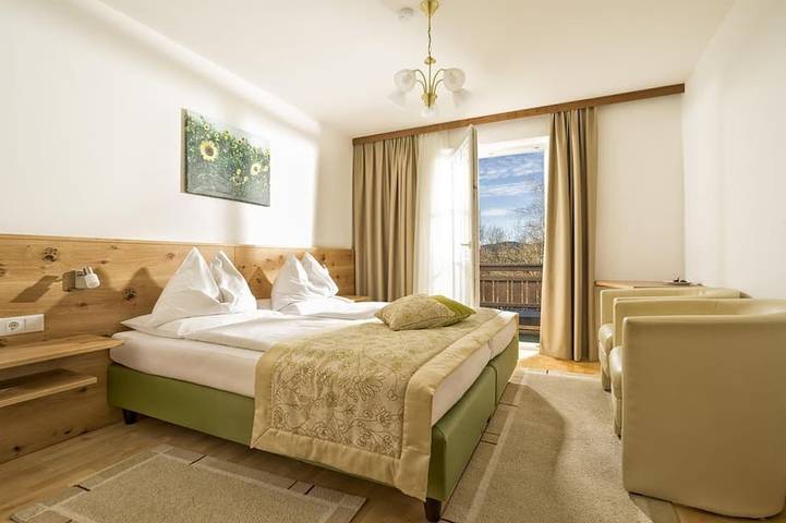 Ferienhaus für 2 Personen, mit Garten und Pool sowie Sauna in Pöllauberg