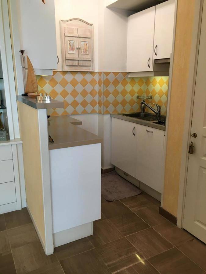 Gîte pour 2 personnes, avec terrasse dans Office De Tourisme De Villefranche Sur Mer - 4