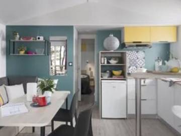 Mobil home pour 5 personnes, avec terrasse et piscine, animaux acceptés dans Plage De La Banche Binic