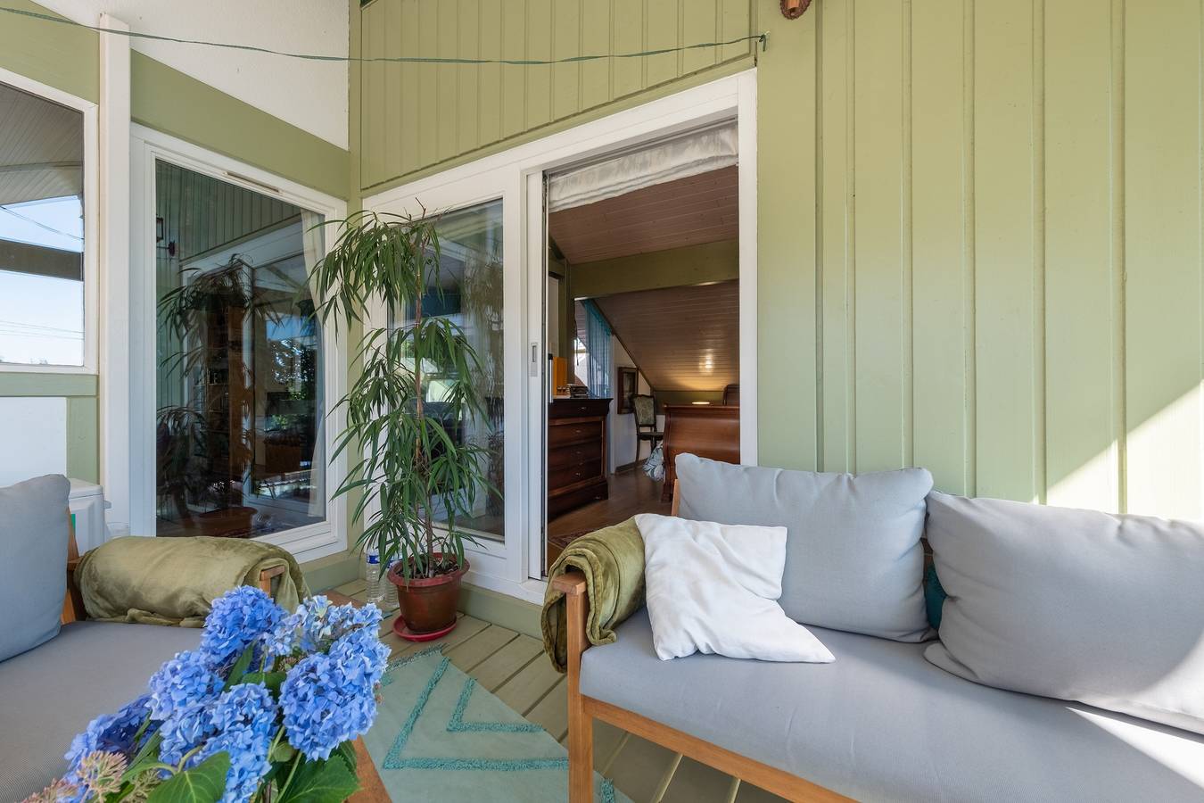Zimmer mit privatem Bad und Balkon am Kanal in Charmes, Épinal und Umgebung