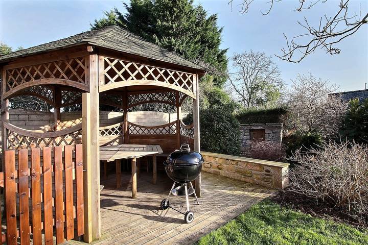 Gîte pour 6 personnes, avec terrasse et jardin à Jugon-les-Lacs - 2