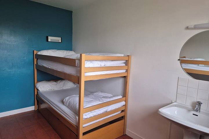 Location de vacances pour 42 personnes, avec jardin à Évreux - 3