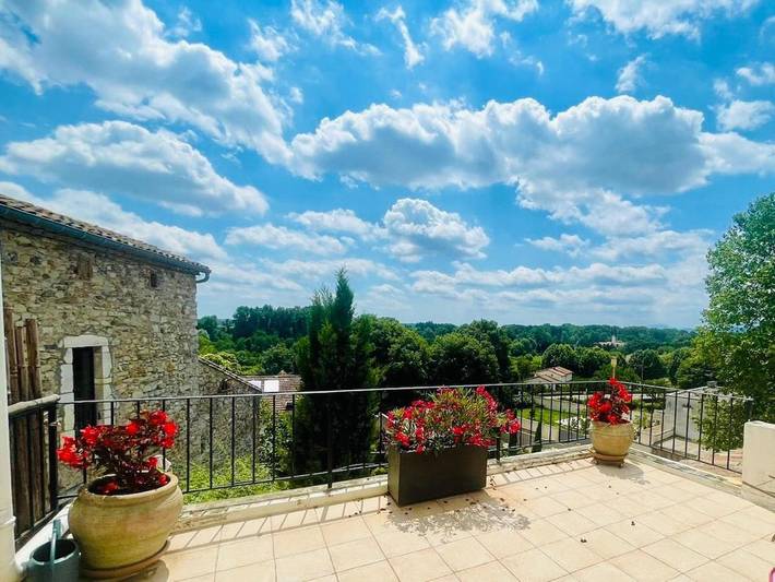 Location de vacances pour 8 personnes, avec jardin et piscine ainsi que bassin pour enfant et vue, animaux acceptés à Ribaute-les-Tavernes - 4