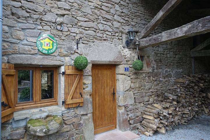 Gîte pour 6 personnes, avec Jardin et Piscine