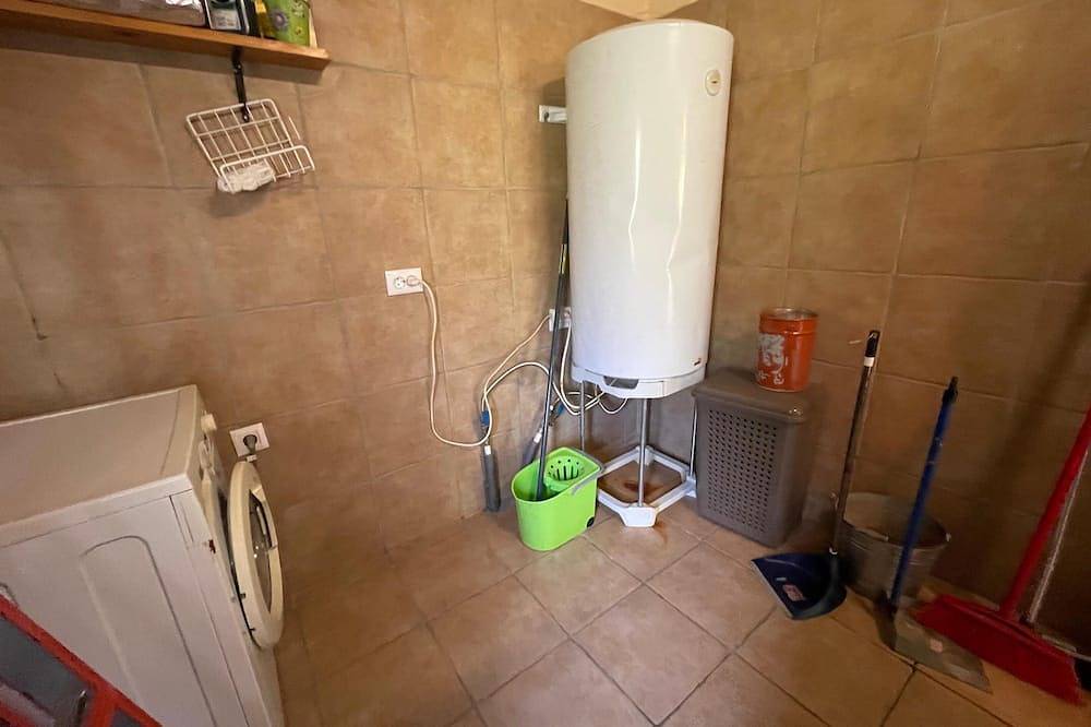 Casa Trasgu Para 8 Personas en Tornín, Cangas de Onís in Ponga, Cordillera Cantábrica