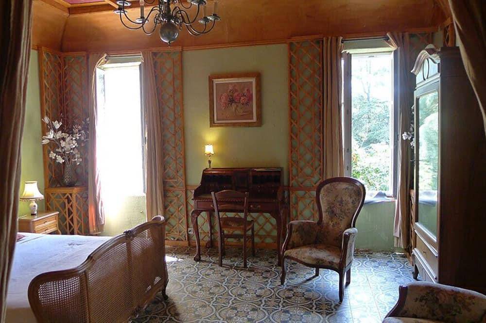Habitacion Doble-Baño privado con ducha-Vue sur le Parc in Tarare, Villefranche-sur-Saône region
