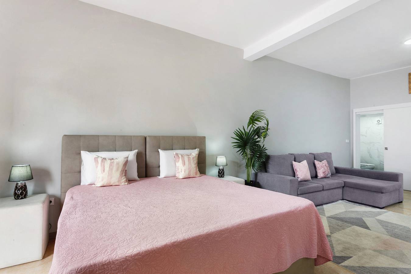 Gehele studio, Studio Appartement 'Estúdio Home Away From Home' met Wi-Fi in Caniçal, Madeira