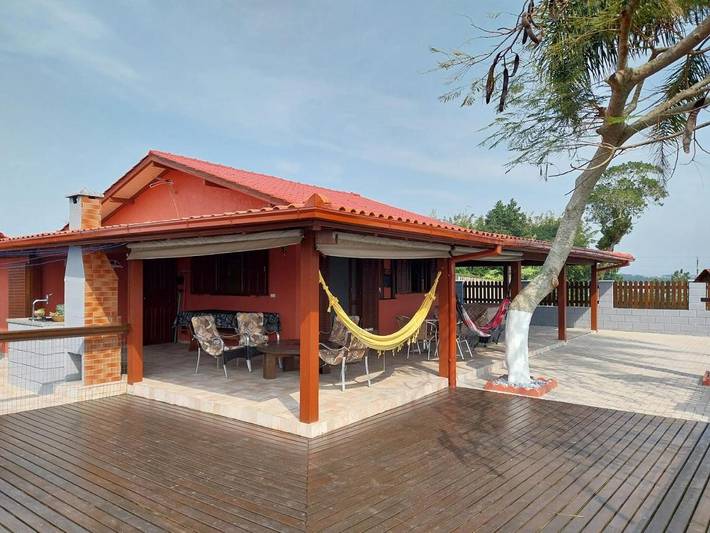 Casas e apartamentos de temporada para 8 pessoas, com jardim e vista e ainda vista para o lago, com animais de estimação em Imbituba