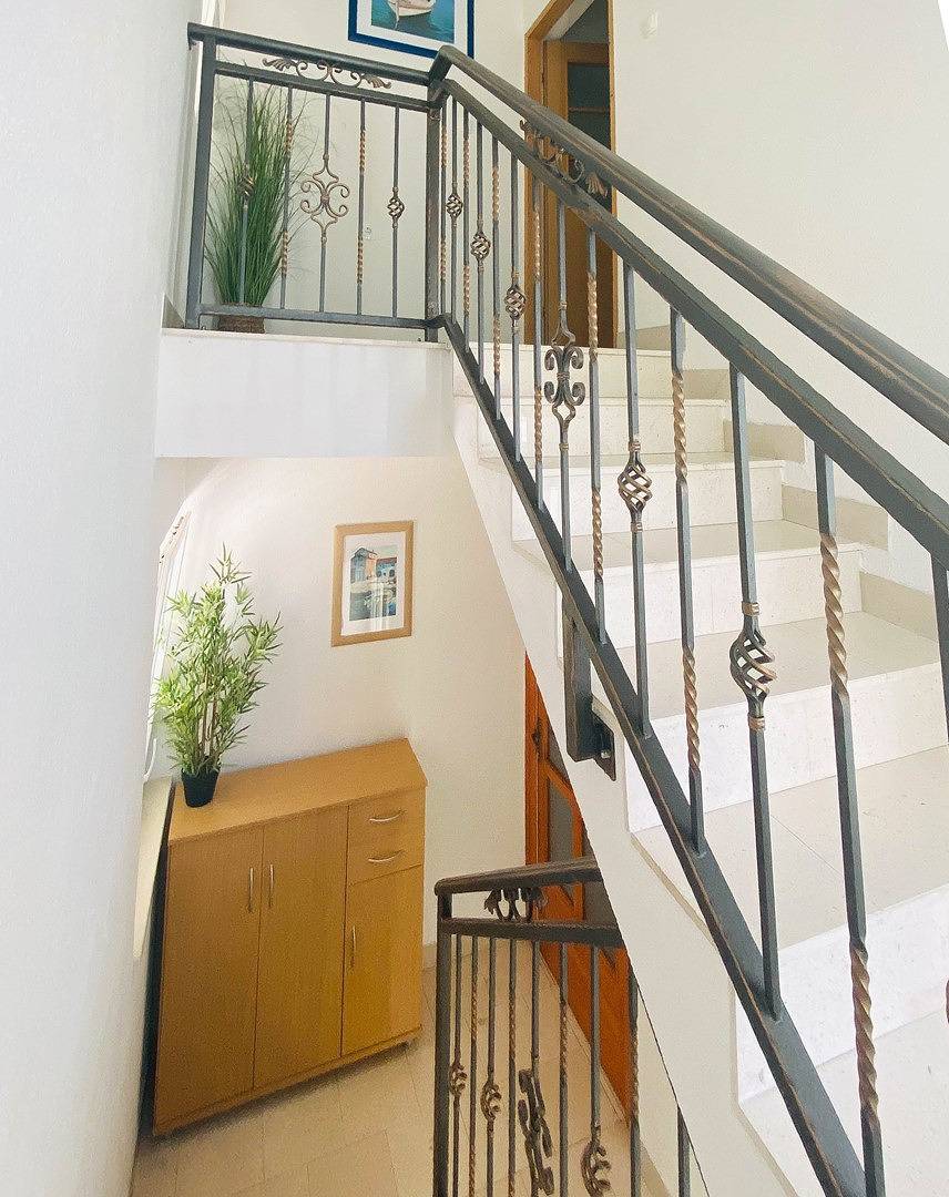 Apartamento inteiro, Comfortable 2-Bedroom Holiday Apartment with Balcony and Sea View in Orebic, Dubrovnik-Neretva