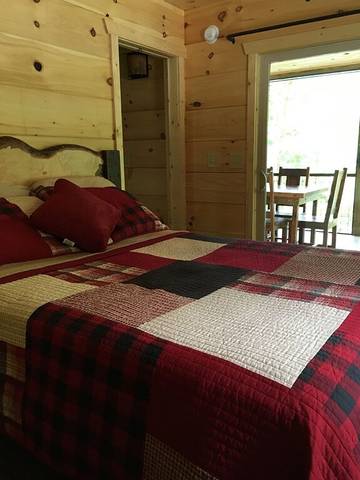 Log Cabin for 6 Guests in Nantahala, Macon County, Picture 1