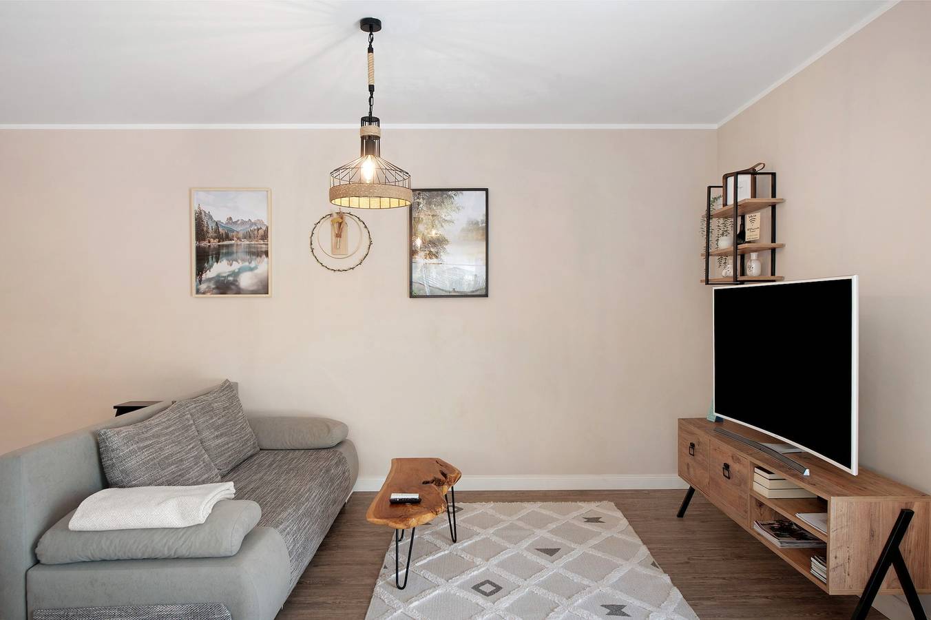 Ganze Wohnung, Ferienwohnung Am Rebberg" mit privater Terrasse, privatem Garten und Wlan in Sulzburg, Südschwarzwald