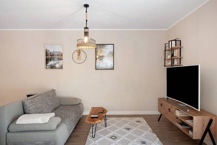 Ganze Wohnung, Ferienwohnung Am Rebberg" mit privater Terrasse, privatem Garten und Wlan in Sulzburg, Südschwarzwald