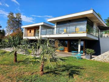 Gîte pour 4 personnes, avec vue ainsi que terrasse et jardin à Armoy