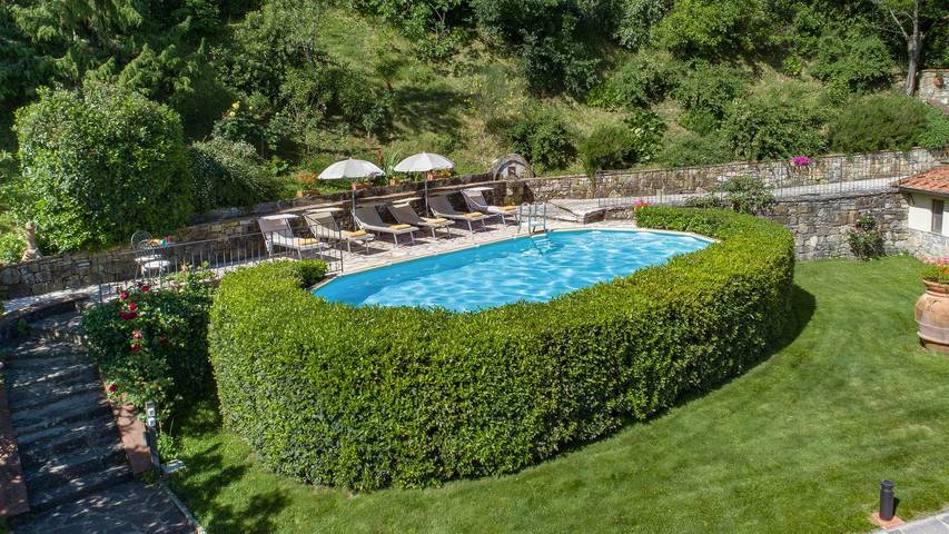Location de vacances pour 6 personnes, avec jardin ainsi que terrasse et jacuzzi à Radda in Chianti - 2