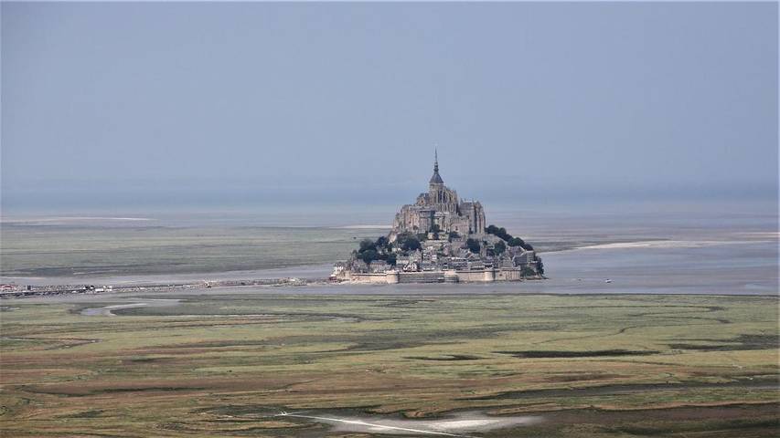 Location de vacances pour 5 personnes, avec terrasse à Mont-Dol - 2