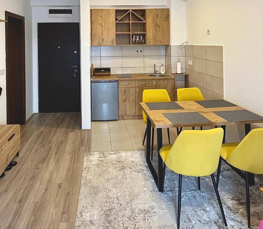 Appartement entier, One-Bedroom Apartment with Balcony and City View in Jagodina, Région centrale