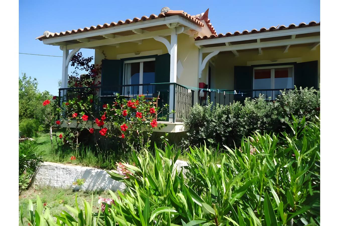 Country House 'No 1 Holiday Home For 4 Adults' with Sea View, Wi-Fi and Air Conditioning in Finikounda, Messenien
