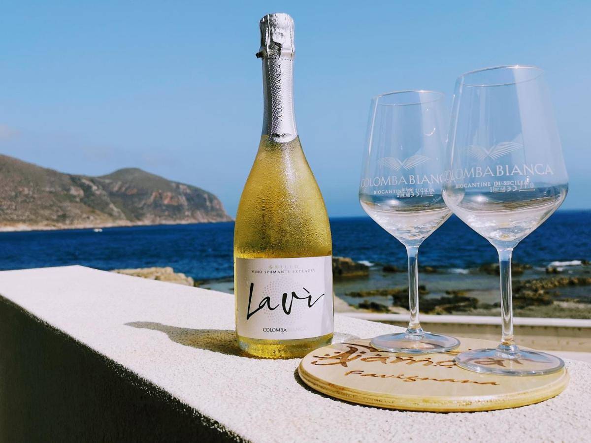 Ajamola in Favignana città, Favignana