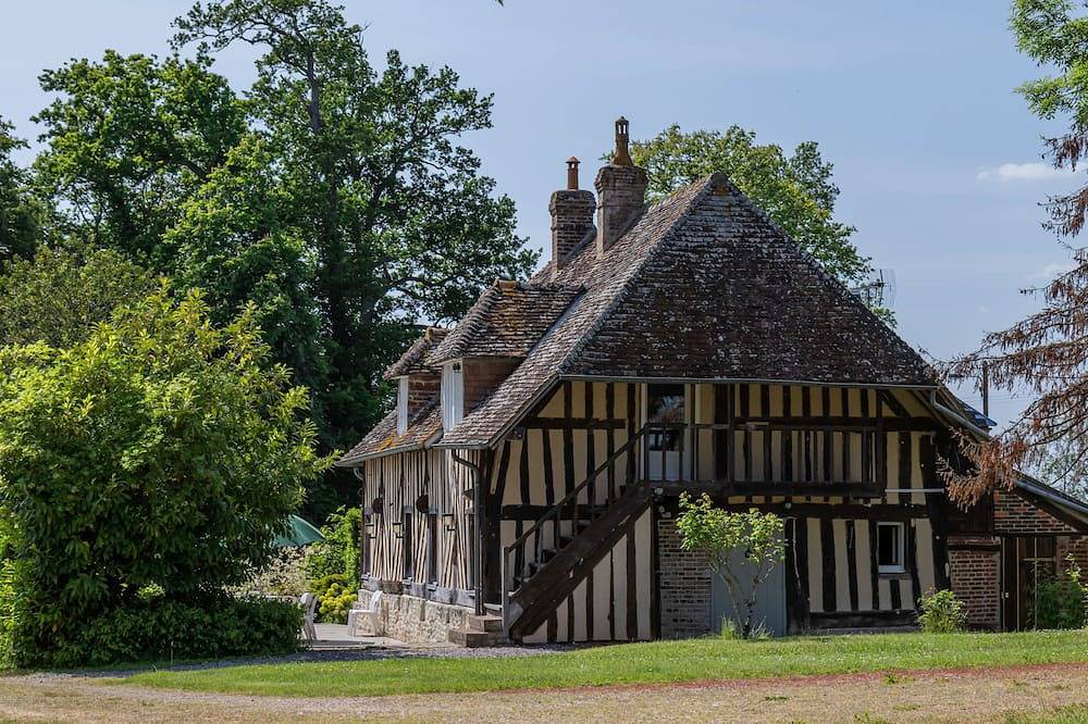 Pays d'Auge - Beautiful view of the Normandy bocage in Livarot-Pays-d'Auge, Lisieux und Umgebung