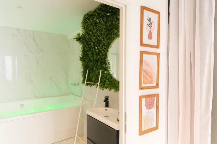 Gîte pour 2 personnes, avec jacuzzi à Livron-sur-Drôme - 4