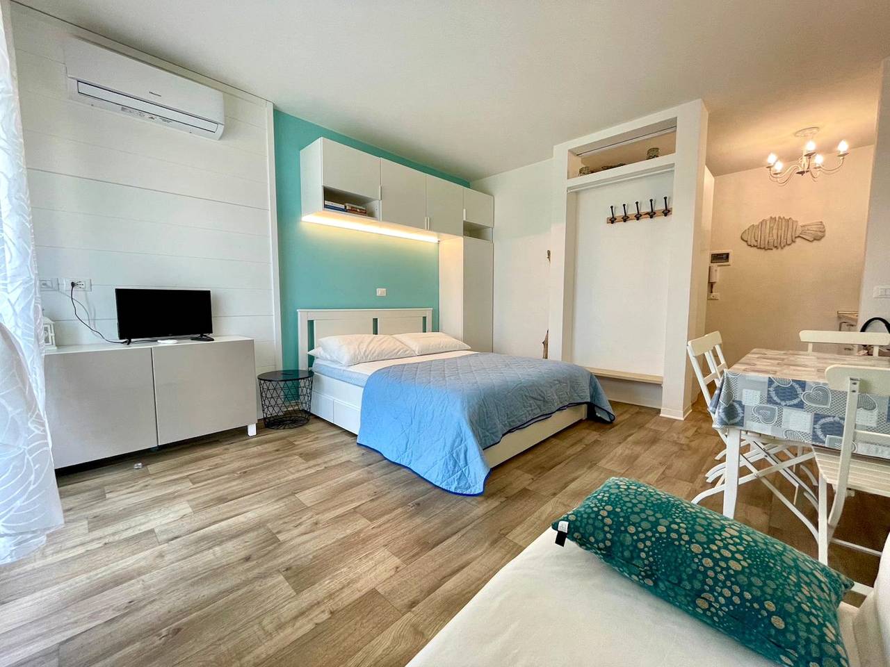 Studio entier, Studio lumineux et coloré avec vue mer in Porto Santa Margherita, Caorle