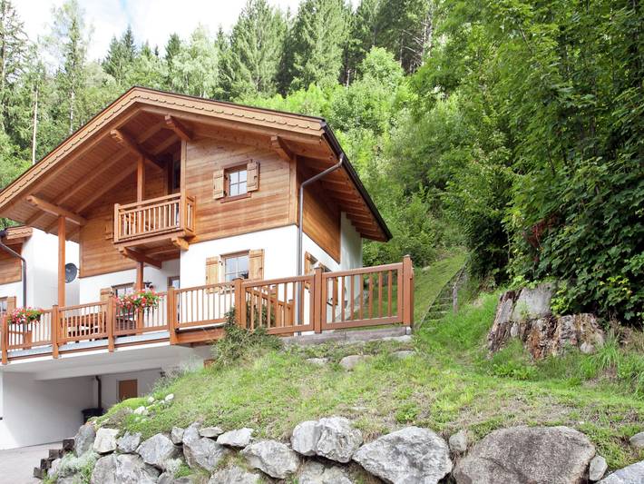 Chalet für 12 Personen, mit Sauna und Pool sowie Terrasse, kinderfreundlich in Wald im Pinzgau - 2