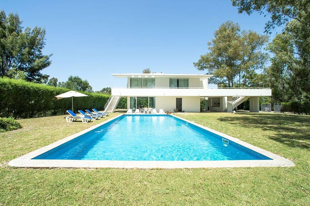 Casa vacanza a Alvor a partire da 197€ a notte