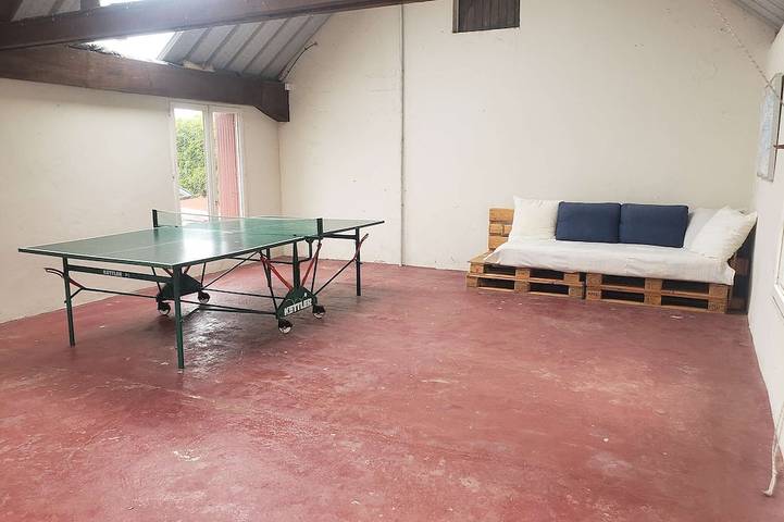Gîte pour 4 personnes, avec Terrasse ainsi que Jardin et Piscine à Allonnes - 4