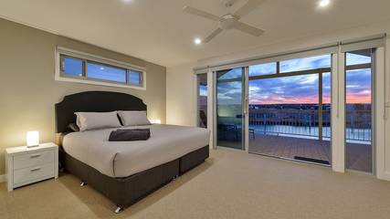 Holiday Home for 8 People in Exmouth, Western Australia, Photo 3