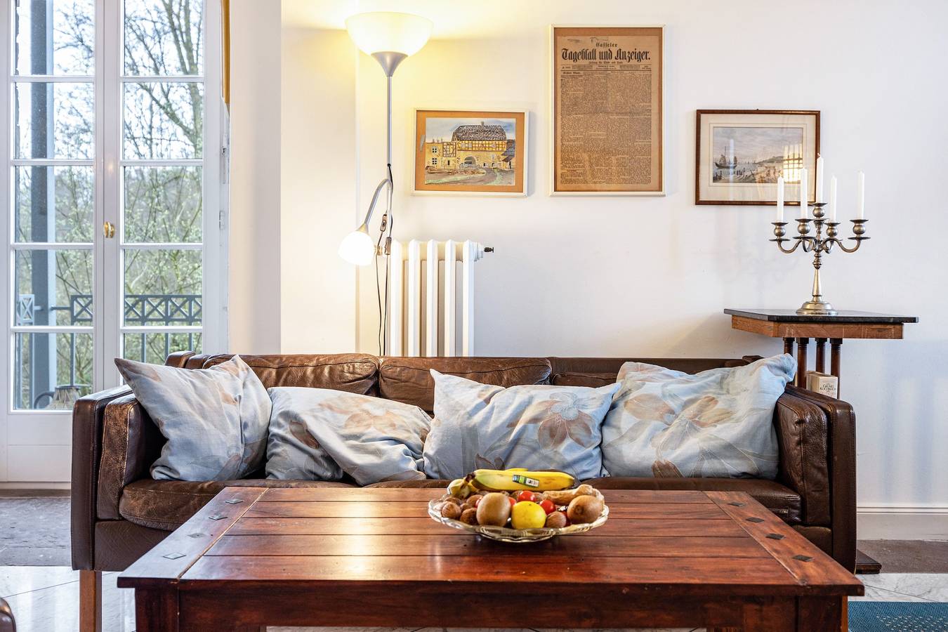 Entire apartment, Holiday flat 'Apartment Burggarten' with dream view and terrace in Trendelburg, Hessisches Bergland