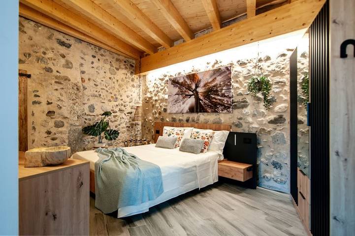 Gîte pour 4 personnes, avec Piscine à Sulzano - 2