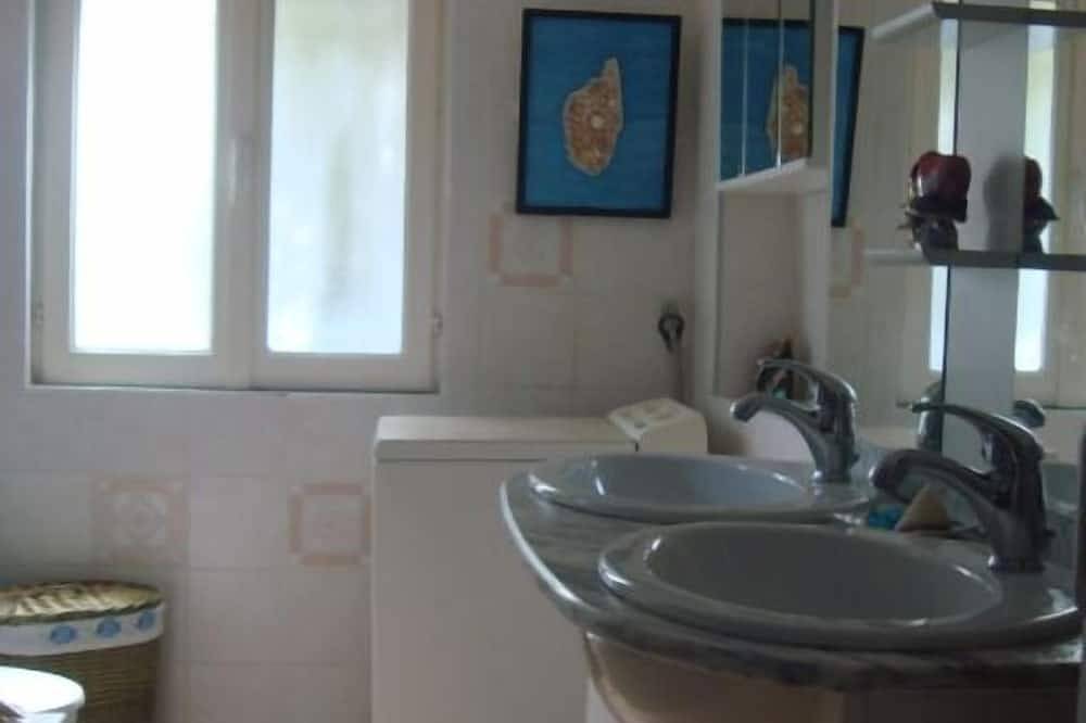 Corsica affitto di vacanze Golfo Ajaccio Isolella spiagge 100m porticcio casa f3 in Pietrosella, Ajaccio e dintorni