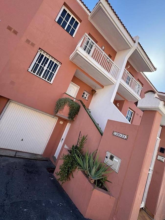 Apartamento para 5 personas, con vistas y jardín en San Isidro