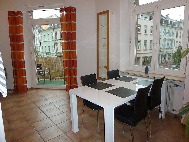 Ganze Ferienwohnung, Apartment Molea - Appartment 30qm, 1Wohn-/Schlafraum, max. 2 Personen in Altstadt (Freiburg), Freiburg