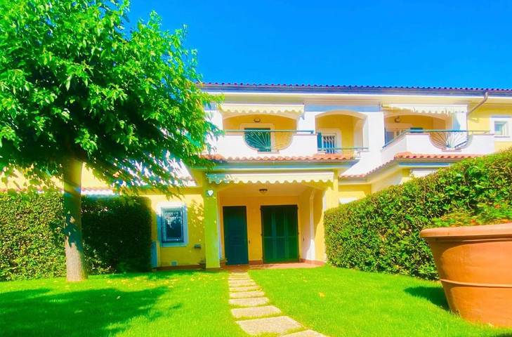 Apartamento de vacaciones para 4 personas, con jardín y vistas - 1