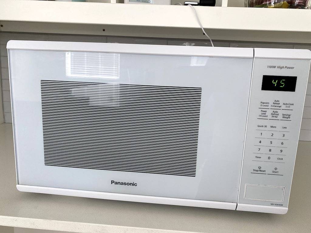 Bright, Renovated 3-Bedroom Rancher in the Heart of Gibsons in Sunshine Coast Regional District